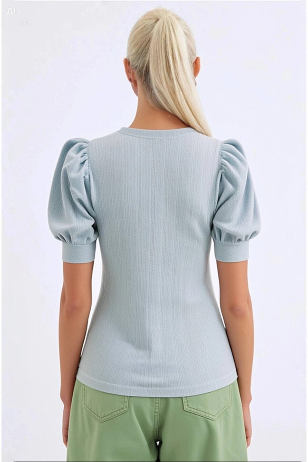 Kadın Açık Mavi Kare Yaka Örme Bluz HZL22W-BD104091