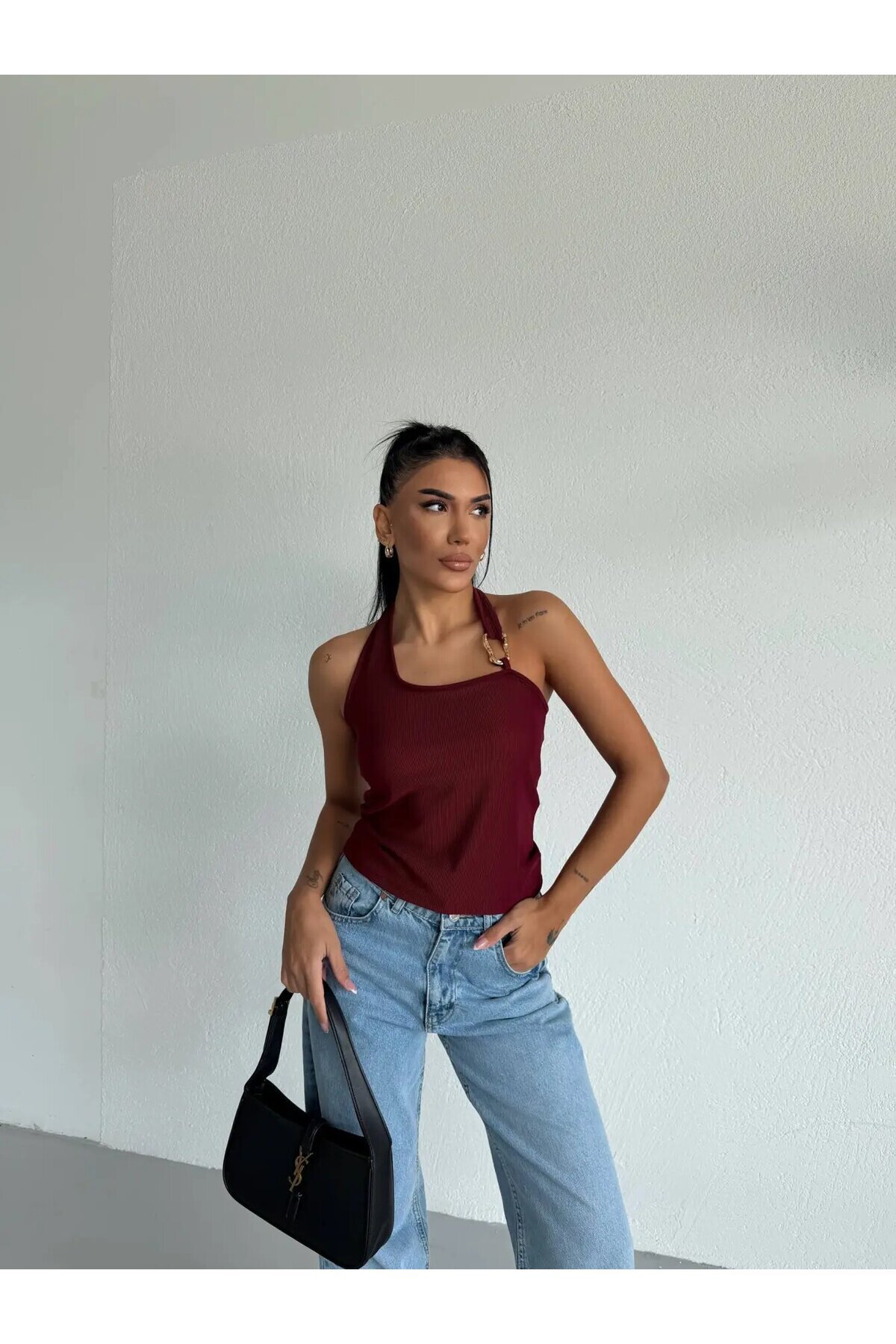 Kadın Bordo Ottoman Kumaş Halter Yaka Toka Detay Bluz HZL26W-FRY123321