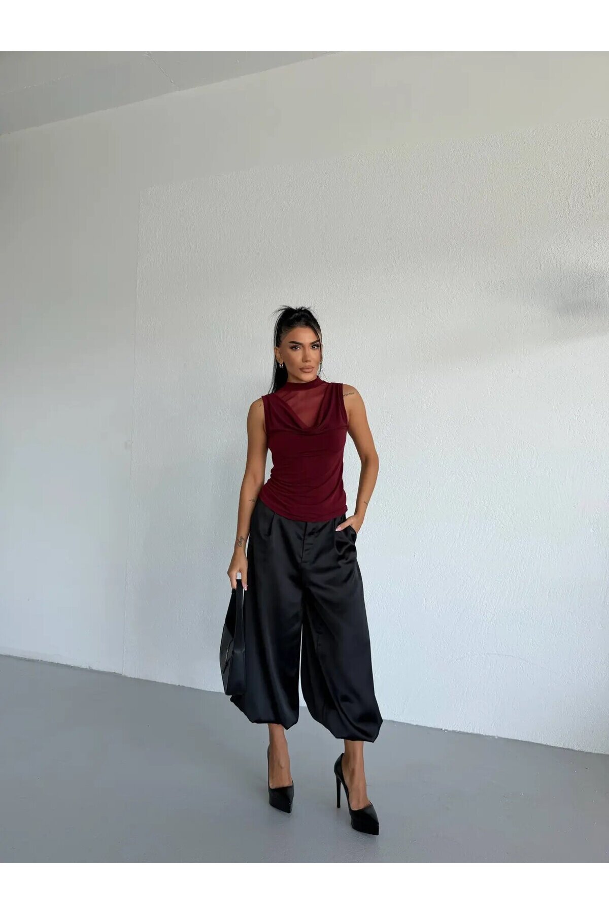 Kadın Bordo Tül Detay Degaje Yaka Yanlardan Drapeli Sandy Bluz HZL26S-FRY123791