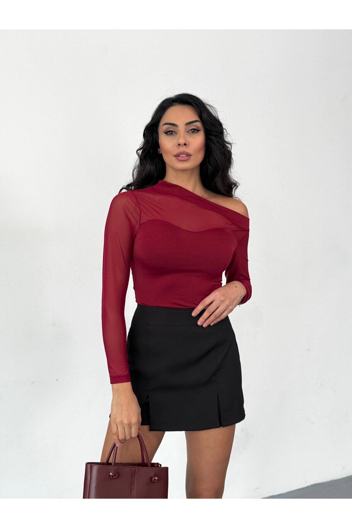 Kadın Bordo Tül Garnili Uzun Kol Şık Rahat Bluz HZL25W-FRY123541