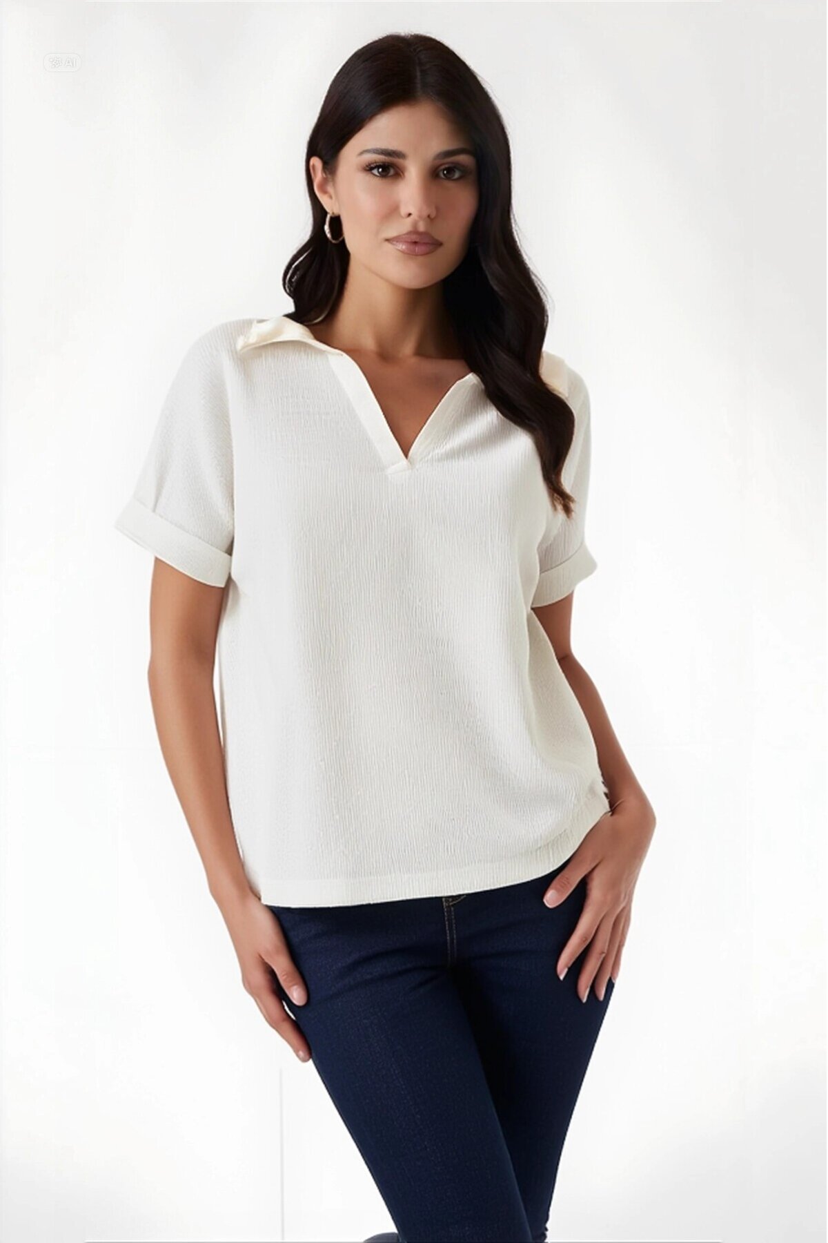 Kadın Ekru Polo Yaka Geniş Kesim Örme Bluz HZL24S-BD104861