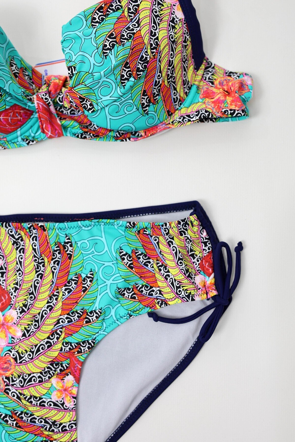 Kadın Lacivert Çok Renkli Yüksek Bel Toparlayıcı Büyük Beden Bikini Takım HZL24S-LC7015