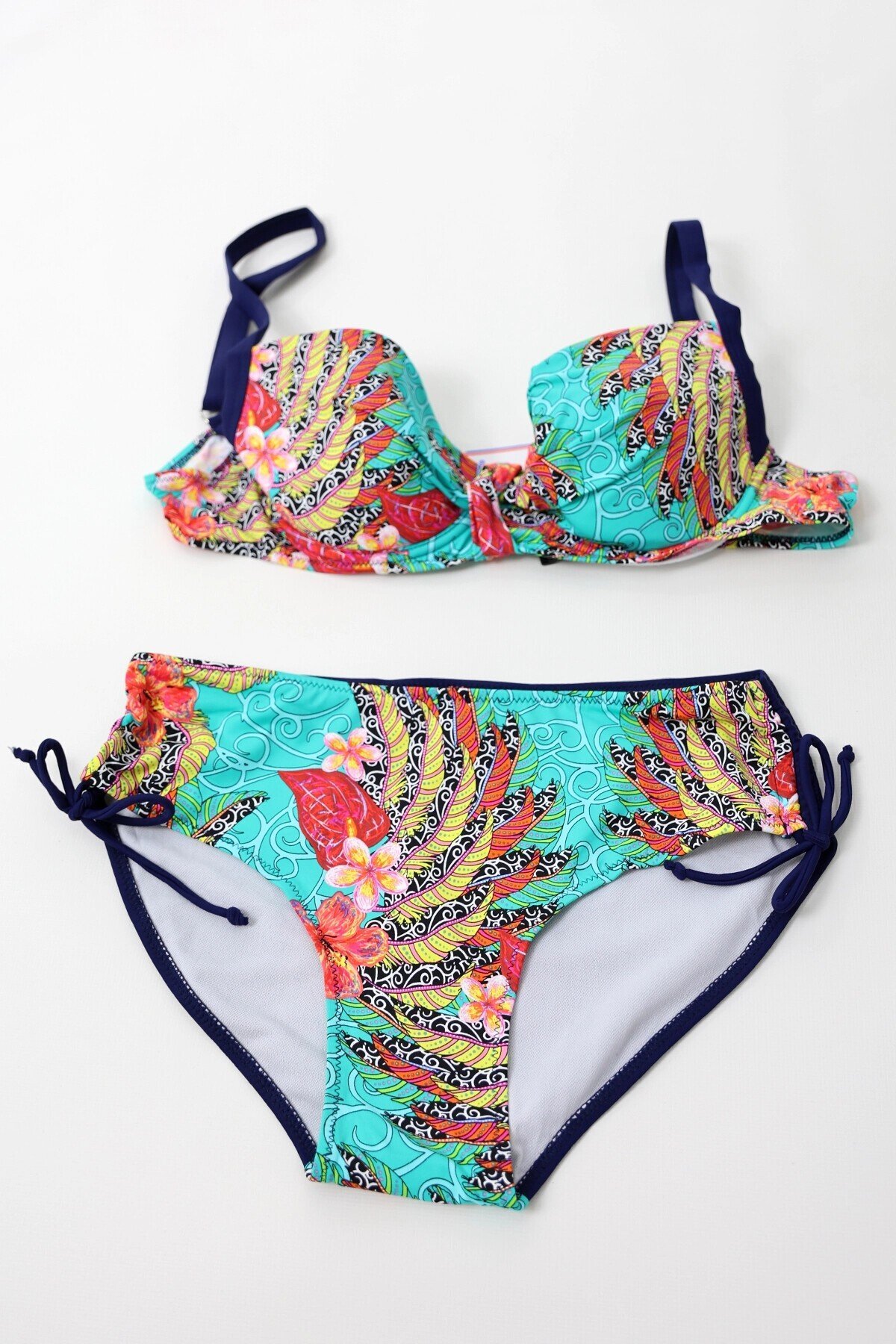 Kadın Lacivert Çok Renkli Yüksek Bel Toparlayıcı Büyük Beden Bikini Takım HZL24S-LC7015