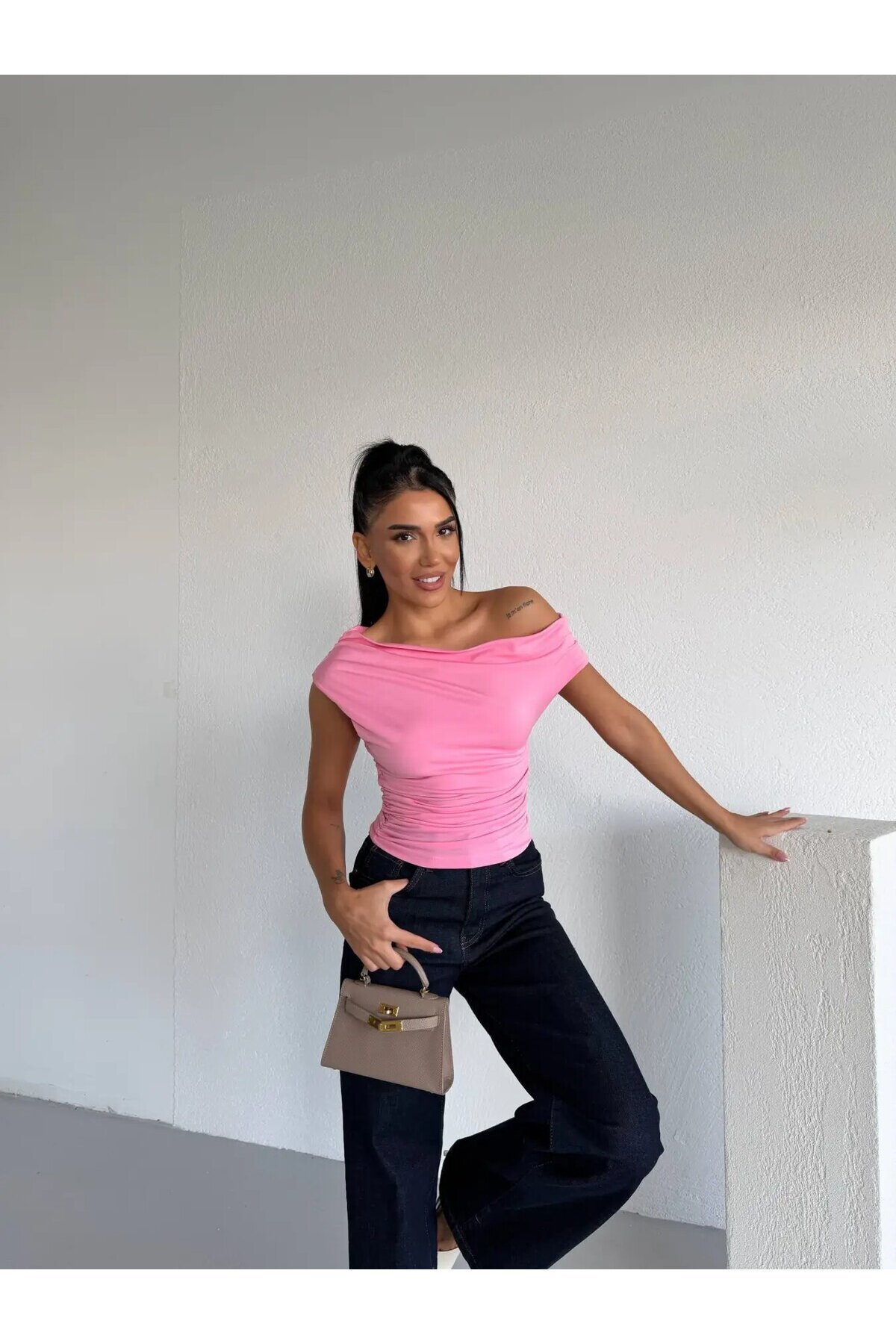 Kadın Pembe Yandan Drapeli Kayık Yaka Sandy Bluz HZL25S-FRY123201