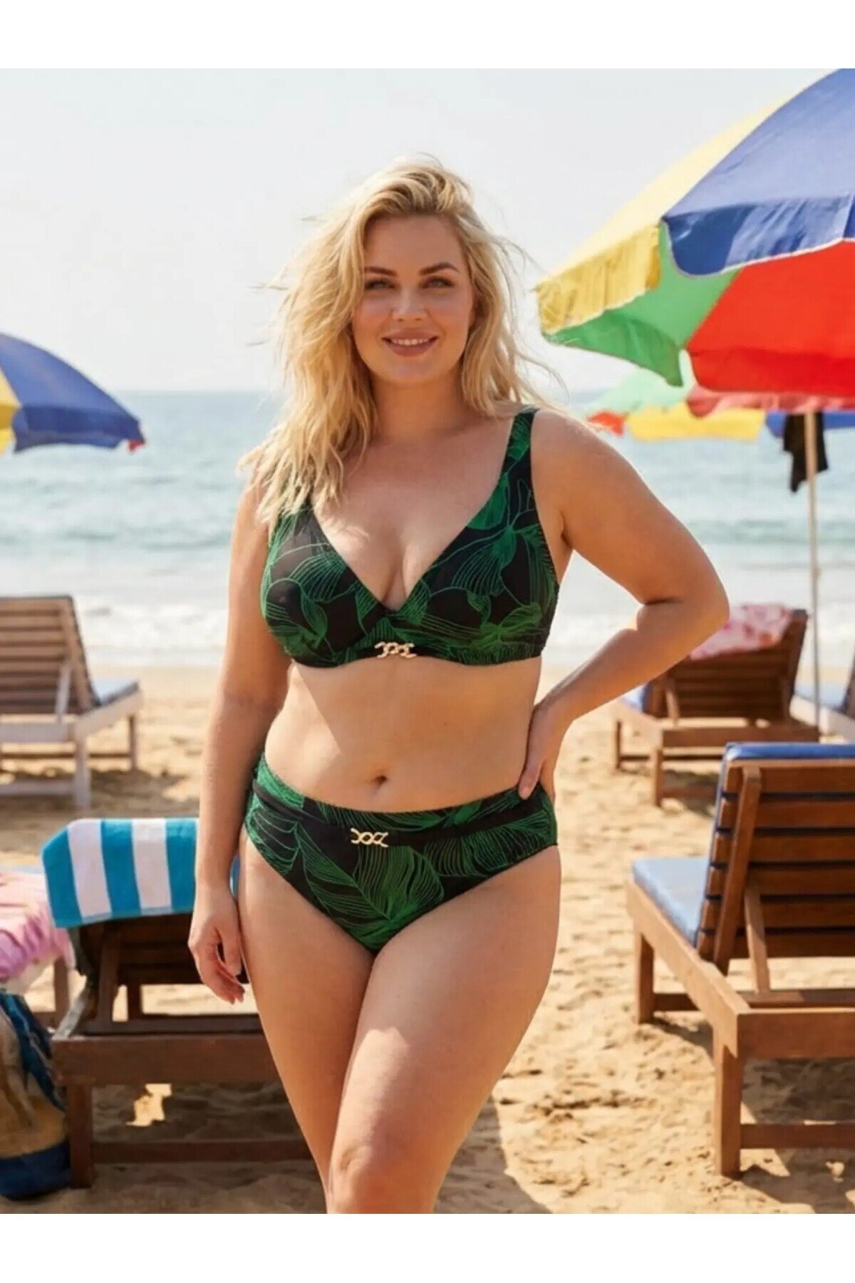 Kadın Siyah Yeşil Aksesuar Detaylı Astarlı Büyük Beden Bikini Takımı HZL25S-LC25147