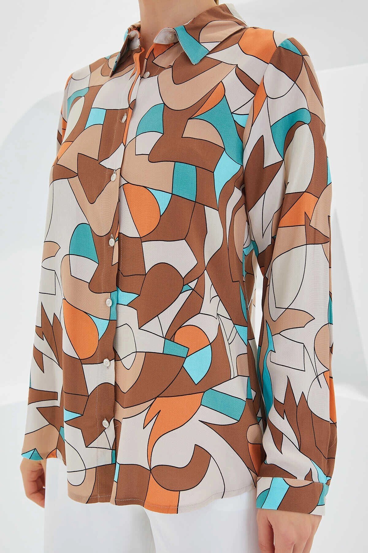 Kadın Camel Turkuaz Geometrik Desenli Uzun Kolllu Oversize Viskon Gömlek HZL24S-BD1202251