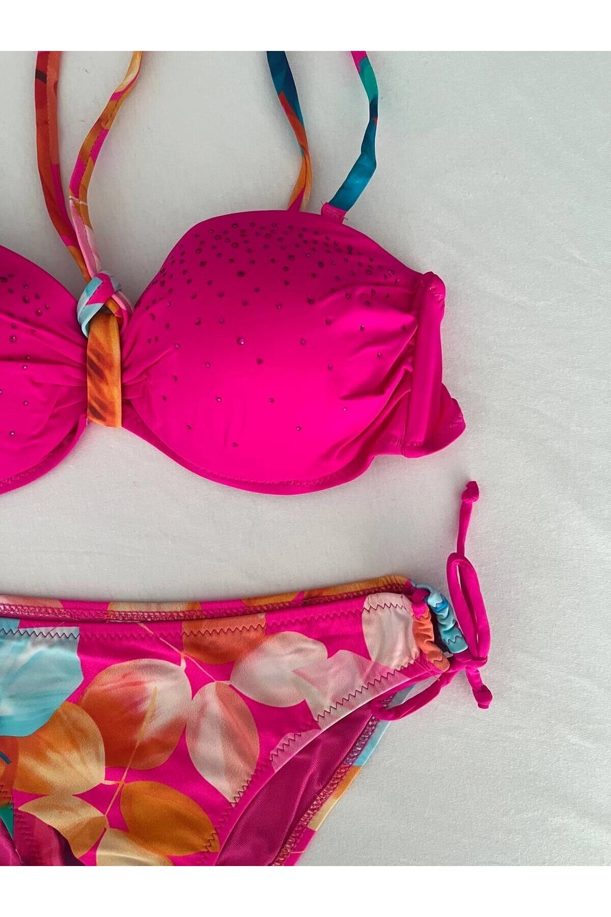 Kadın Fuşya Taş İşlemeli Astarlı Bikini Takım HZL25S-LC207