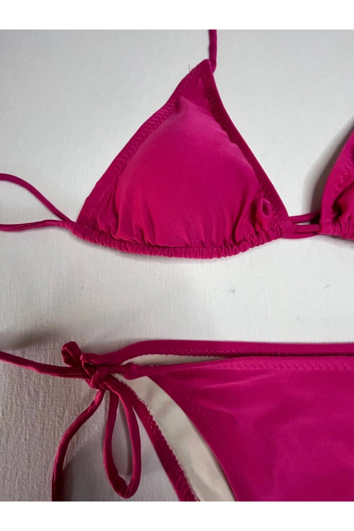 Kadın Koyu Pembe Boyundan İp Bağlamalı Üçgen Bikini Takımı HZL25S-LC5005