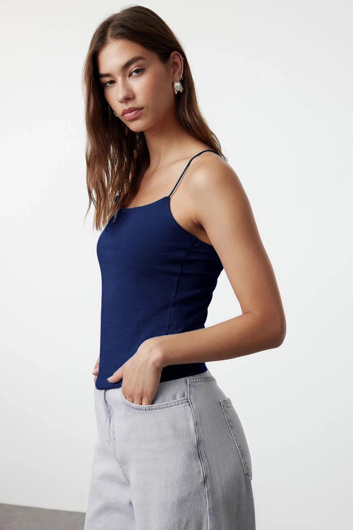 Kadın Lacivert İp Askılı Örme Body Bluz HZL24S-ZK11001