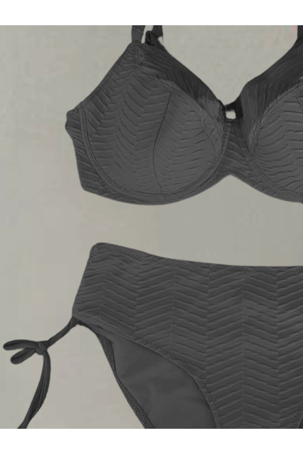 Kadın Siyah Desenli Büyük Beden Astarlı Bikini Takım HZL25S-LC4004