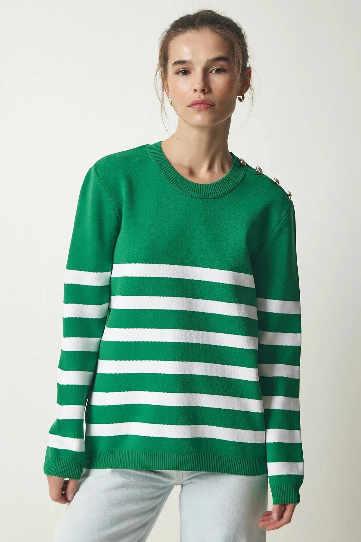 Kadın Yeşil Beyaz Çizgili Omuzdan Düğme Detaylı Bisiklet Yaka Kazak HZL24W-BD1102081