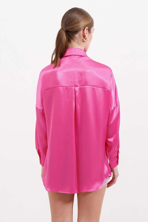 Kadın Fuşya Oversize Dökümlü Saten Yüzeyli Gömlek HZL23S-BD139851